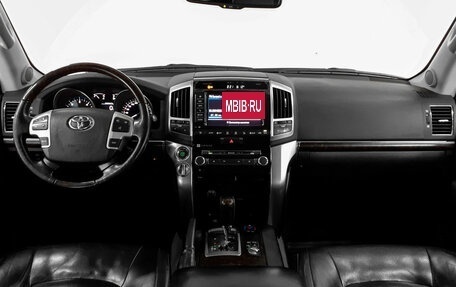 Toyota Land Cruiser 200, 2013 год, 3 495 000 рублей, 9 фотография