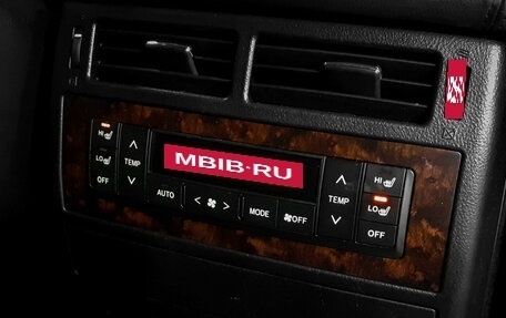 Toyota Land Cruiser 200, 2013 год, 3 495 000 рублей, 18 фотография