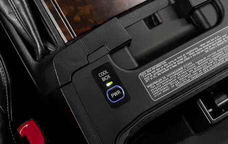 Toyota Land Cruiser 200, 2013 год, 3 495 000 рублей, 23 фотография