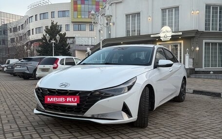 Hyundai Elantra, 2021 год, 2 000 000 рублей, 3 фотография