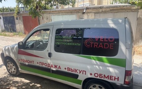 Peugeot Partner II рестайлинг 2, 2011 год, 310 000 рублей, 1 фотография