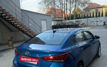 Hyundai Solaris II рестайлинг, 2017 год, 1 150 000 рублей, 4 фотография