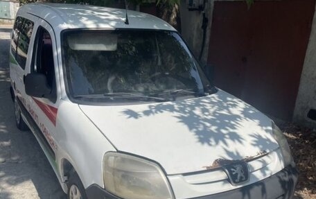 Peugeot Partner II рестайлинг 2, 2011 год, 310 000 рублей, 3 фотография