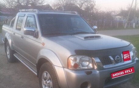 Nissan NP300, 2010 год, 1 370 000 рублей, 1 фотография