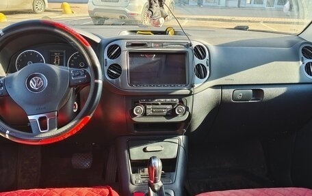 Volkswagen Tiguan I, 2012 год, 975 000 рублей, 2 фотография