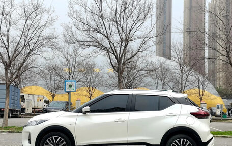 Nissan Kicks I, 2022 год, 1 650 000 рублей, 8 фотография