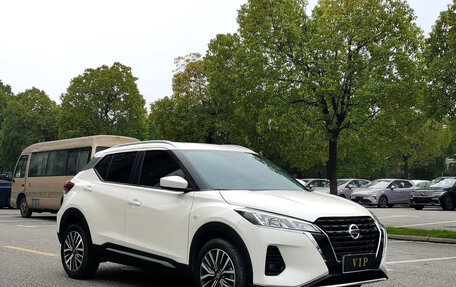 Nissan Kicks I, 2022 год, 1 650 000 рублей, 3 фотография