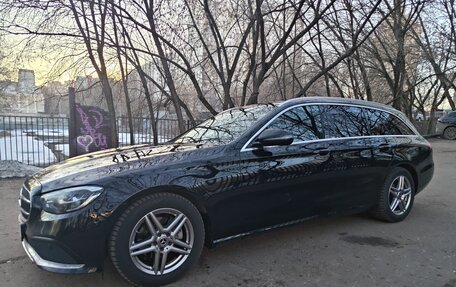 Mercedes-Benz E-Класс, 2021 год, 3 395 000 рублей, 1 фотография