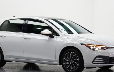 Volkswagen Golf VIII, 2022 год, 1 675 000 рублей, 1 фотография