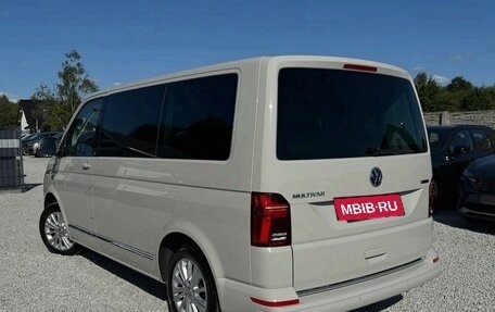 Volkswagen Multivan T6 рестайлинг, 2022 год, 4 700 000 рублей, 5 фотография