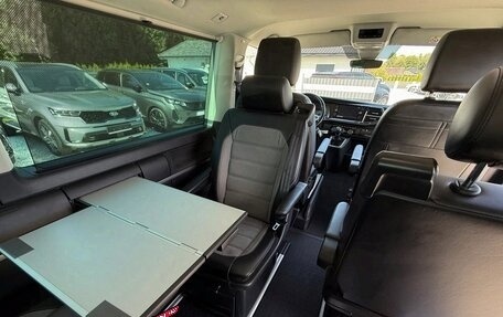 Volkswagen Multivan T6 рестайлинг, 2022 год, 4 700 000 рублей, 12 фотография