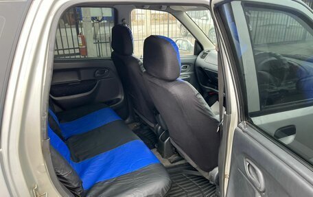 Suzuki Swift II, 2002 год, 399 000 рублей, 12 фотография