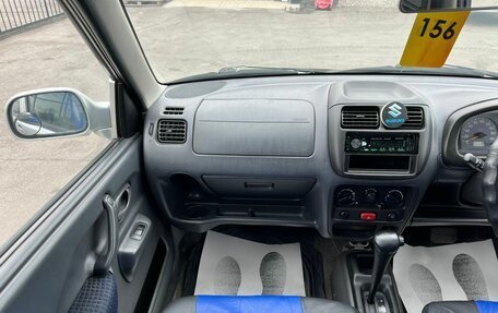 Suzuki Swift II, 2002 год, 399 000 рублей, 17 фотография