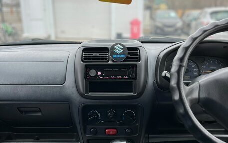 Suzuki Swift II, 2002 год, 399 000 рублей, 19 фотография