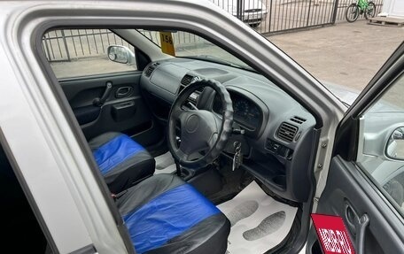 Suzuki Swift II, 2002 год, 399 000 рублей, 13 фотография