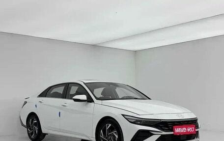Hyundai Elantra, 2023 год, 1 350 000 рублей, 3 фотография