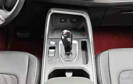 Haval H6, 2023 год, 1 300 000 рублей, 11 фотография