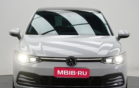 Volkswagen Golf VIII, 2022 год, 1 675 000 рублей, 6 фотография