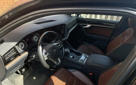 Volkswagen Touareg III, 2019 год, 4 340 000 рублей, 11 фотография