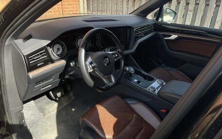 Volkswagen Touareg III, 2019 год, 4 340 000 рублей, 13 фотография