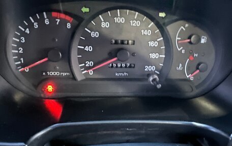 Hyundai Accent II, 2005 год, 330 000 рублей, 23 фотография