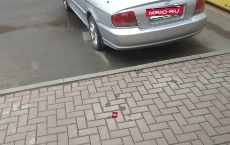 Hyundai Sonata IV рестайлинг, 2004 год, 350 000 рублей, 2 фотография