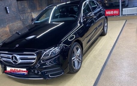 Mercedes-Benz E-Класс, 2018 год, 3 300 000 рублей, 3 фотография