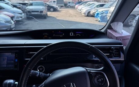 Honda Stepwgn IV, 2016 год, 1 600 000 рублей, 18 фотография