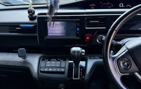 Honda Stepwgn IV, 2016 год, 1 600 000 рублей, 16 фотография