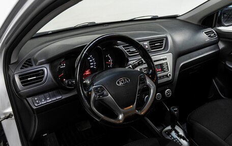 KIA Rio III рестайлинг, 2016 год, 930 000 рублей, 12 фотография