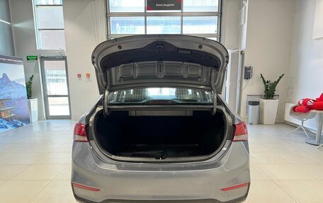 Hyundai Solaris II рестайлинг, 2017 год, 985 000 рублей, 9 фотография