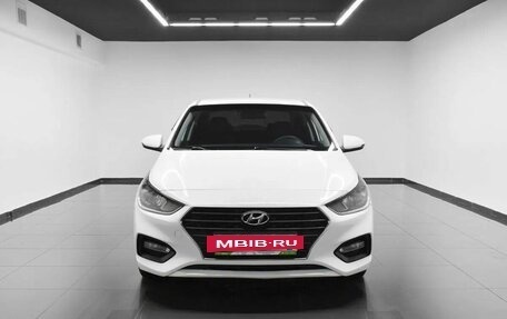Hyundai Solaris II рестайлинг, 2018 год, 895 000 рублей, 3 фотография