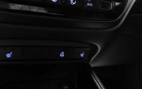 Hyundai Solaris II рестайлинг, 2018 год, 895 000 рублей, 16 фотография