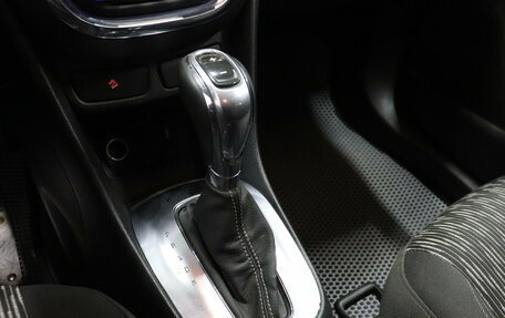 Opel Mokka I, 2013 год, 1 030 000 рублей, 14 фотография