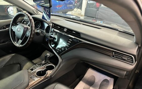 Toyota Camry, 2019 год, 3 149 900 рублей, 13 фотография