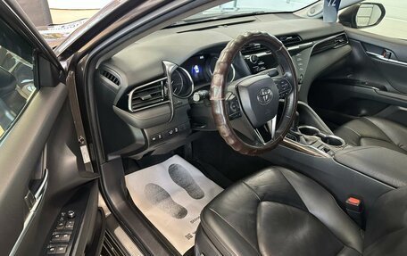 Toyota Camry, 2019 год, 3 149 900 рублей, 10 фотография