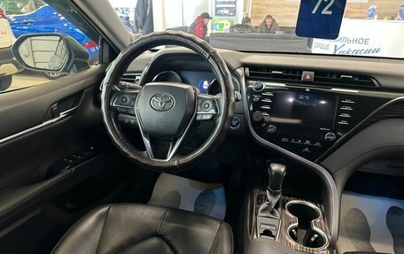 Toyota Camry, 2019 год, 3 149 900 рублей, 14 фотография