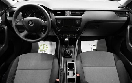 Skoda Octavia, 2015 год, 965 000 рублей, 11 фотография