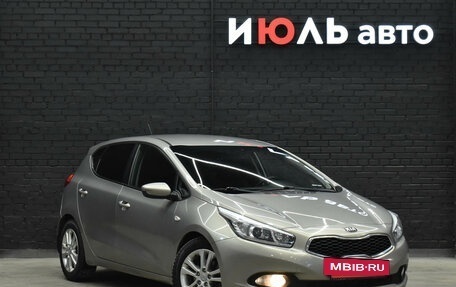 KIA cee'd III, 2013 год, 1 049 000 рублей, 3 фотография