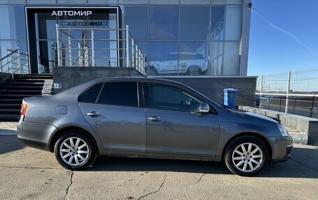 Volkswagen Jetta VI, 2009 год, 695 000 рублей, 4 фотография