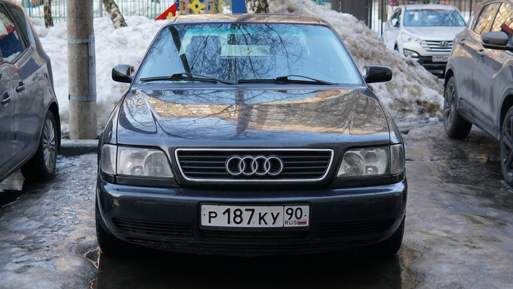 Audi A6 C4, 1995 год, 450 000 рублей, 1 фотография
