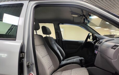 Volkswagen Pointer, 2004 год, 400 000 рублей, 12 фотография