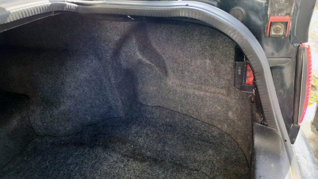 Audi A6 C4, 1995 год, 450 000 рублей, 15 фотография