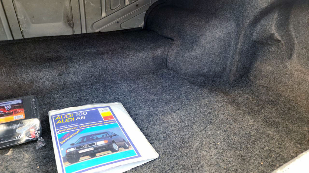 Audi A6 C4, 1995 год, 450 000 рублей, 16 фотография