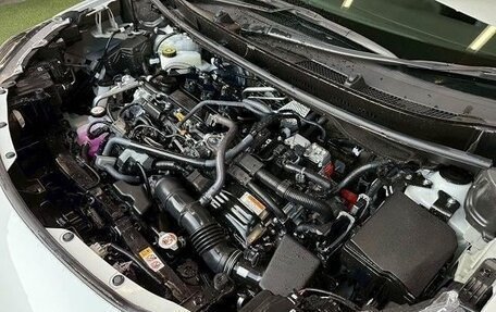 Toyota Yaris Cross, 2022 год, 1 580 000 рублей, 12 фотография