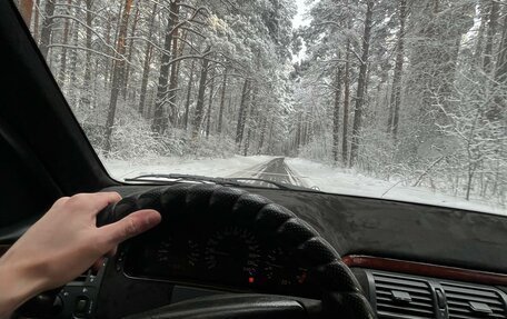 Mercedes-Benz E-Класс, 1997 год, 210 000 рублей, 1 фотография