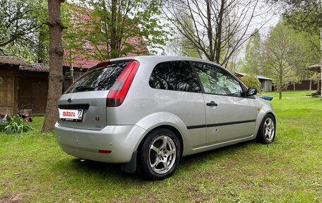 Ford Fiesta, 2005 год, 300 000 рублей, 4 фотография