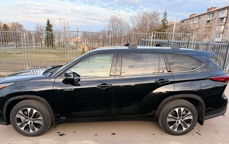 Toyota Highlander, 2021 год, 5 100 000 рублей, 4 фотография