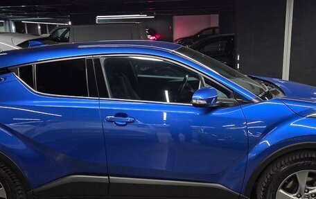 Toyota C-HR I рестайлинг, 2019 год, 2 550 000 рублей, 3 фотография