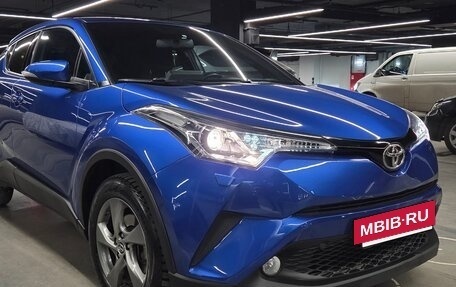 Toyota C-HR I рестайлинг, 2019 год, 2 550 000 рублей, 2 фотография